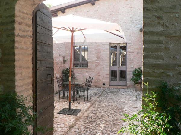 Gasthaus La Palombaia Spoleto Exterior foto